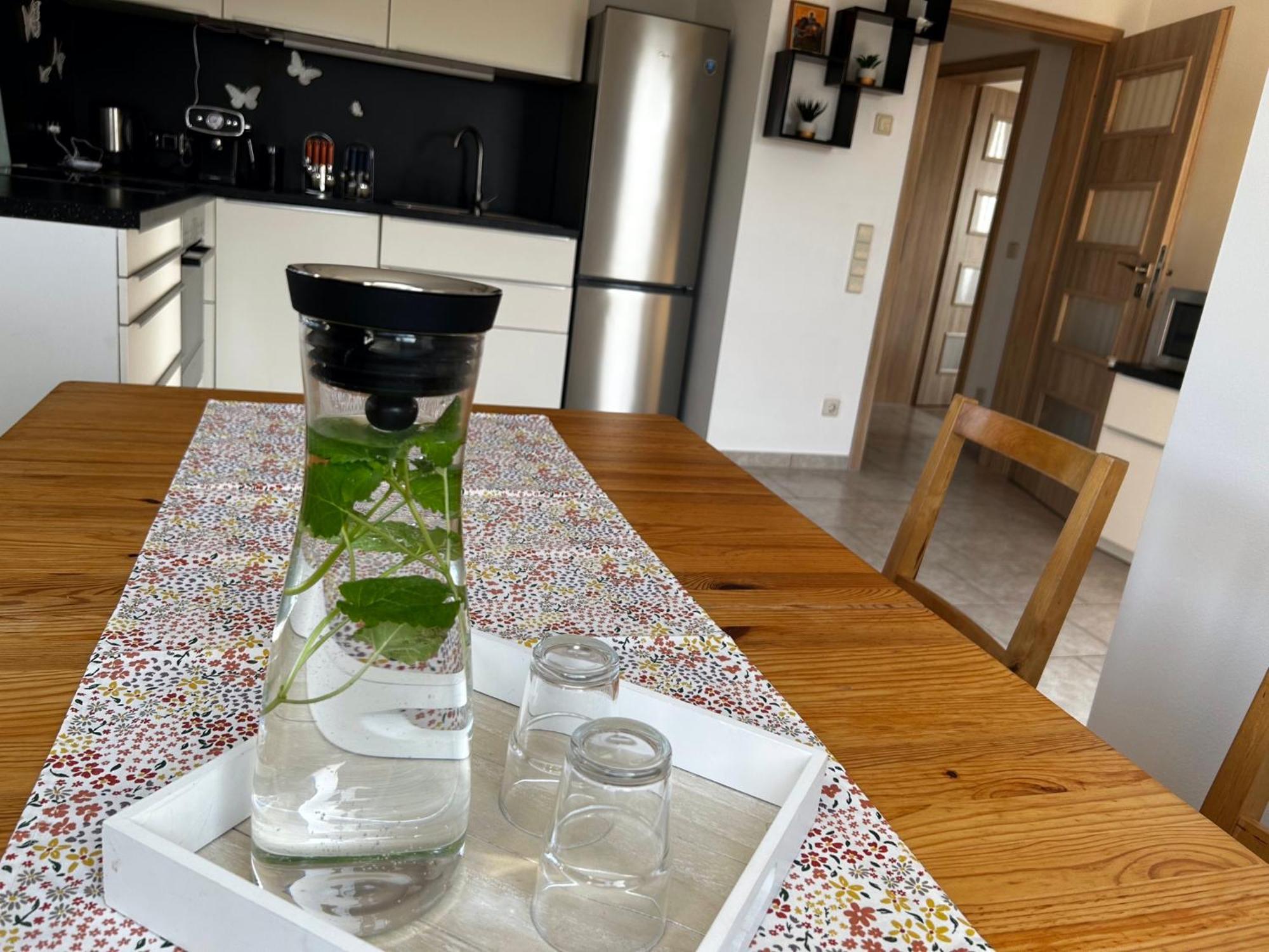 Stadt. Land. See. Ferienwohnung Leipzig Bagian luar foto
