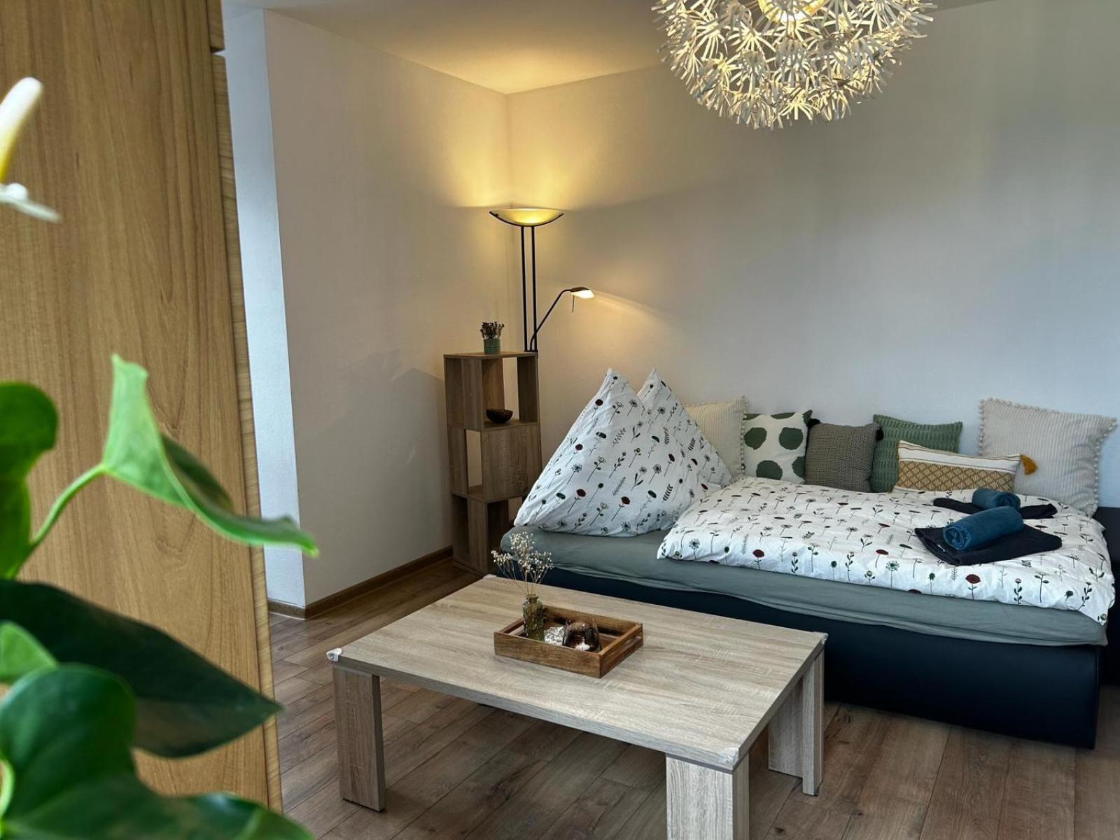 Stadt. Land. See. Ferienwohnung Leipzig Bagian luar foto