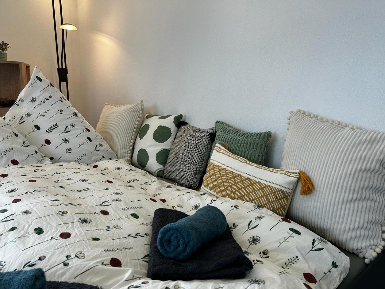 Stadt. Land. See. Ferienwohnung Leipzig Bagian luar foto